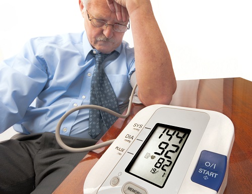 mit kell tenni magas vérnyomás-rohamok esetén