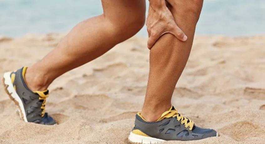 Fáj a lába járás közben? Lehet, hogy perifériás artériás betegség okozza